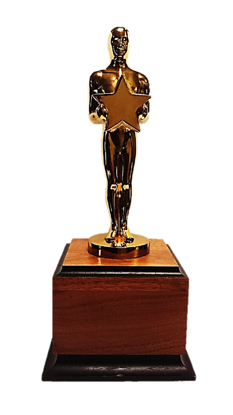 Oscar Statue